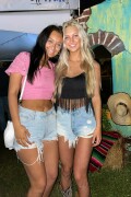 SydneyThomas_May2022_BlackCropTop_JeansShorts-7fc24e9f8cbe35adf