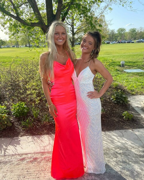 SydneyThomas_May2022_Prom_2-1e05ec4b5ba029fa1.jpeg