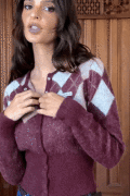 EmilyRatajkowski_LoungePhotoshoot_Gifs_2025_6_47b06a8cf88cae4f