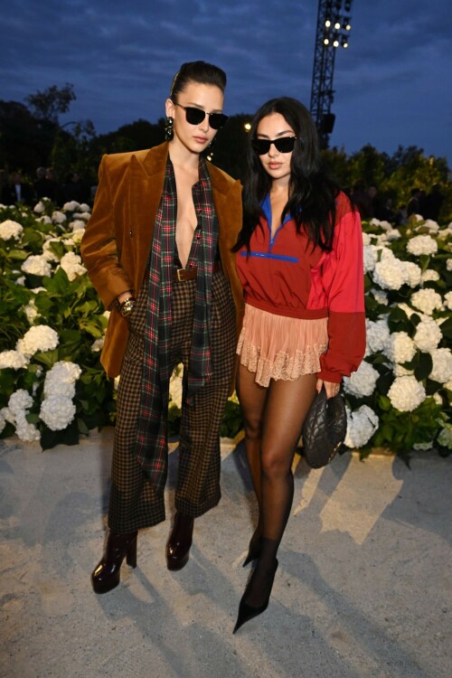 CharliXCX_ParisFashionWeek_September292025_24_7ee4a320d77e6ee5.jpeg