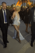 Rose_SaintLaurentShow_September292025_Gifs-93350be8bbaca6bab