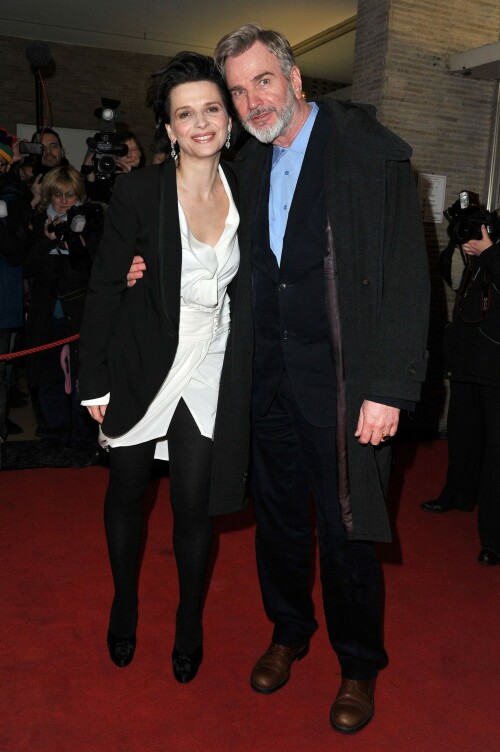 Juliette-Binoche---Elles-Premiere-62nd-Berlinale-International-Film-Festival-Feb-10-2012-119b8b92bbd4533e40.jpeg