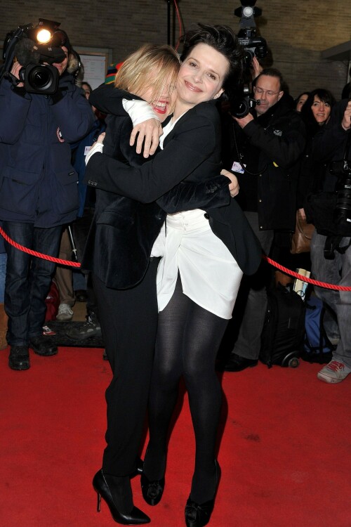 Juliette-Binoche---Elles-Premiere-62nd-Berlinale-International-Film-Festival-Feb-10-2012-6d9ba95a0525c80ee.jpeg