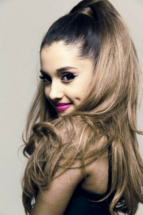 ArianaGrande_Billboard_Photoshoot2014_3881579bedff5109f7