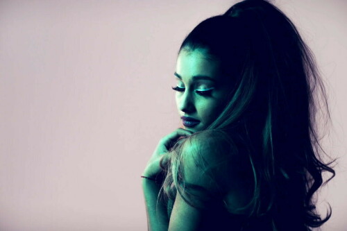 ArianaGrande_Billboard_Photoshoot2014_575c5baa5e46c6da5.jpeg