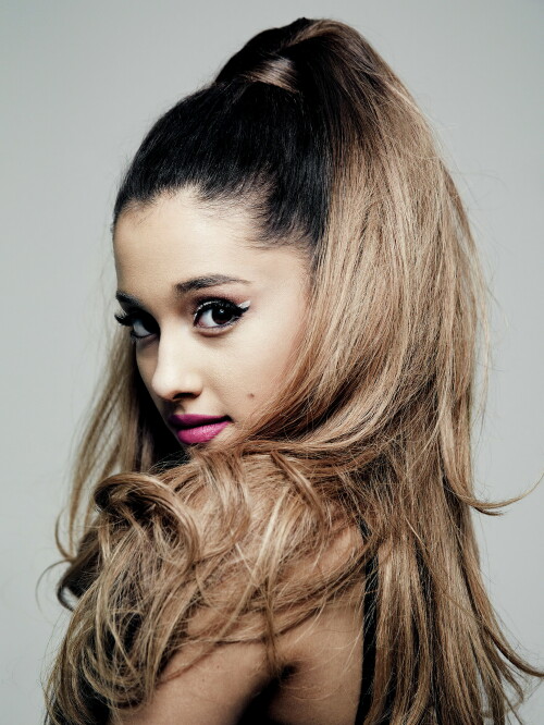 HQ_ArianaGrande_Billboard_Photoshoot2014_49f5db7788fb786e8a.jpeg