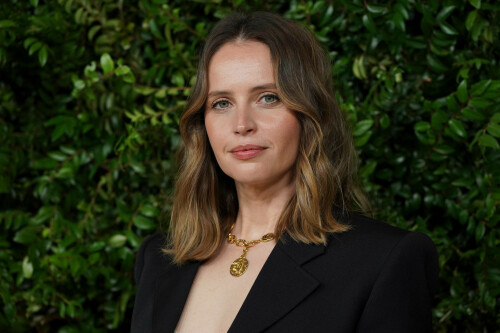 Kosty555-00122cfec7b3d9f6d782