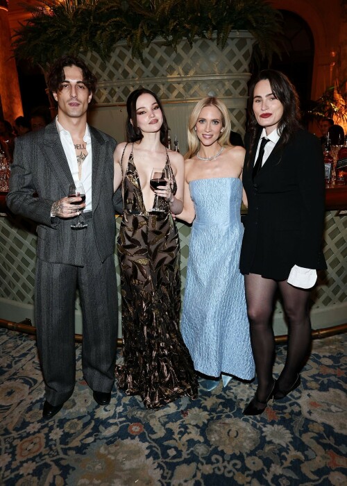 Kosty555-00160143af472eae121d