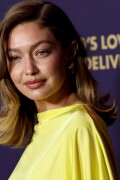GigiHadid_GoldenHeartAwards_October252025_13_b24279eed14fda68