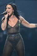 DemiLovato_December312025_Performing_142_ed53fe33dd156d91