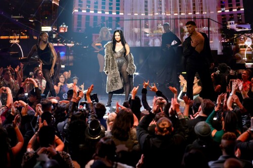 DemiLovato_December312025_Performing_41_e04f5d01b949b36d.jpeg