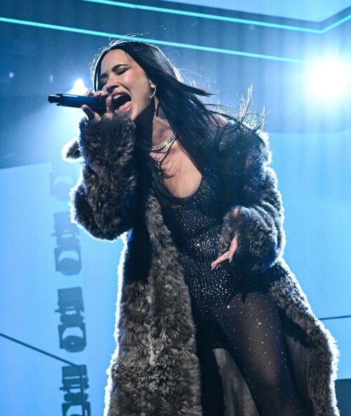 DemiLovato_December312025_Performing_8_0b8a5f3d354e550b.jpeg