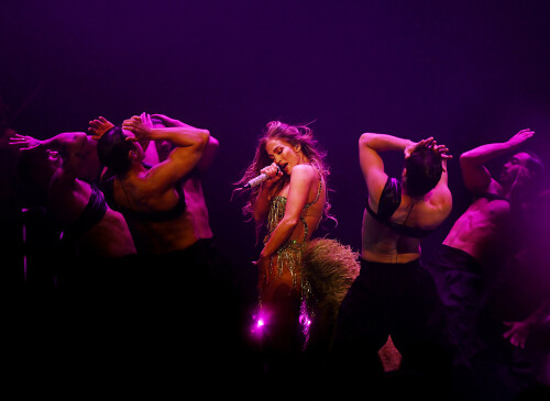 JenniferLopez_December302025_UpAllNightLiveInLasVegas_1stNight_8_47d77b38138b0119.jpeg