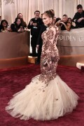 JenniferLopez_2026GokldenGlobesAwards_100_b709e618b1a104ee