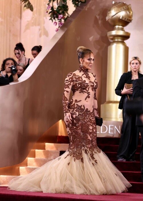 JenniferLopez_2026GokldenGlobesAwards_124_6b36ac05941293f9.jpeg