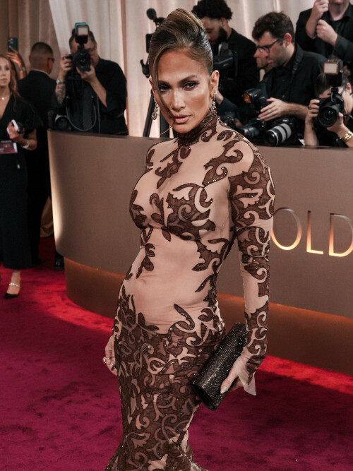 JenniferLopez_2026GokldenGlobesAwards_143_77c23a6402f6f7d1.jpeg