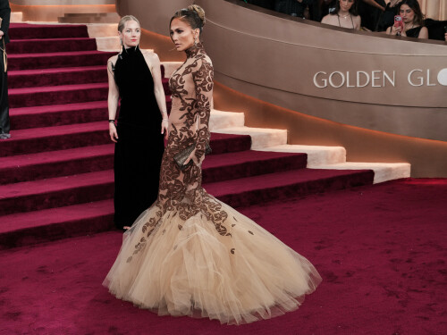 JenniferLopez_2026GokldenGlobesAwards_146_dd29b0486d9f922b.jpeg