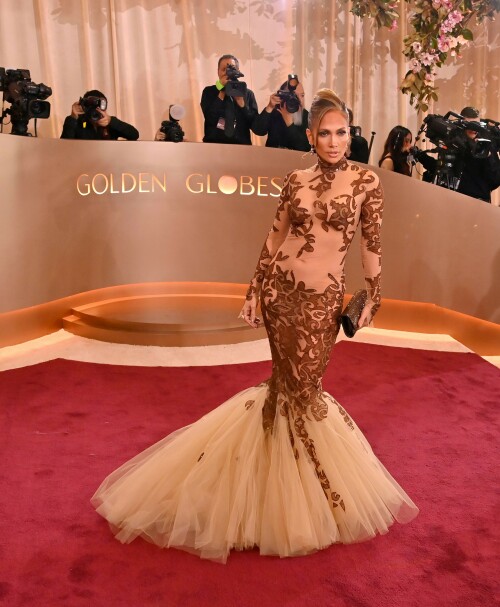 JenniferLopez_2026GokldenGlobesAwards_152_3af10a08f881a8c1.jpeg