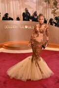JenniferLopez_2026GokldenGlobesAwards_152_3af10a08f881a8c1