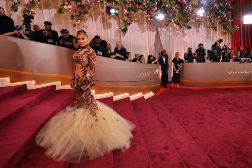 JenniferLopez_2026GokldenGlobesAwards_153_33bbd598612c3ef6.jpeg