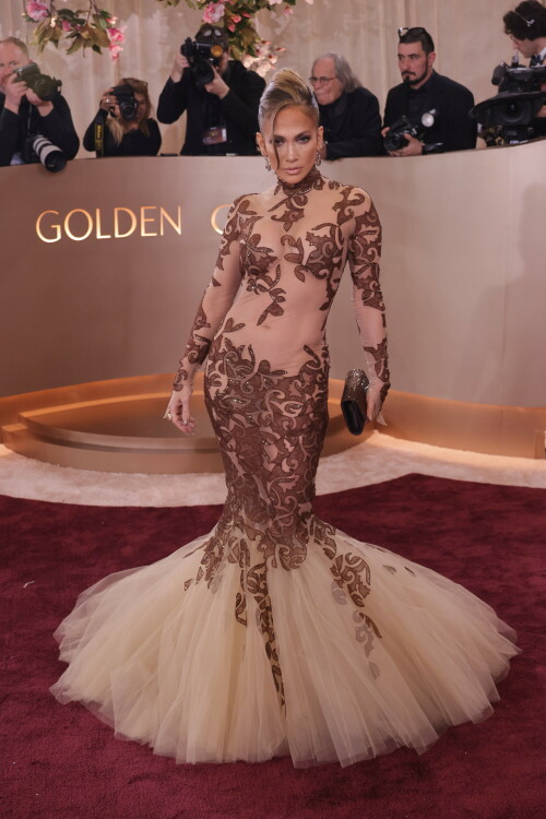 JenniferLopez_2026GokldenGlobesAwards_157_73ee33a30634142c.jpeg