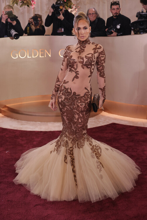 JenniferLopez_2026GokldenGlobesAwards_162_5cfc53360997e3ed.jpeg