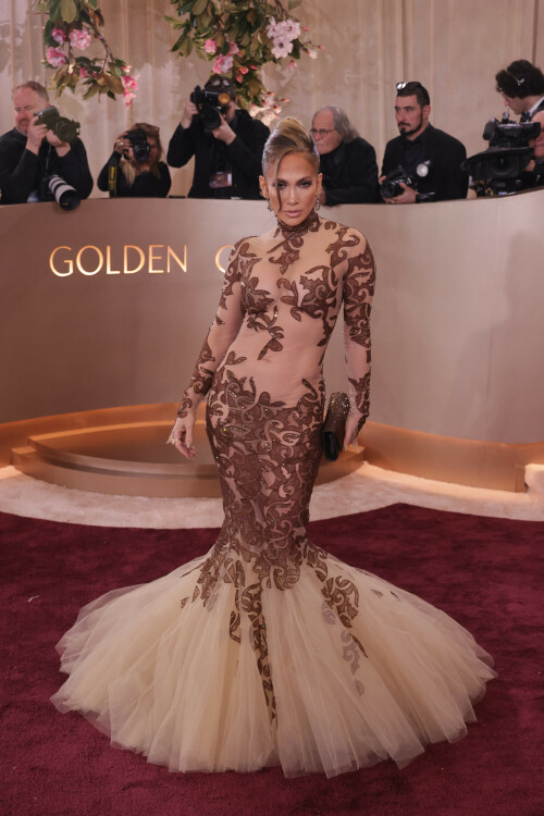 JenniferLopez_2026GokldenGlobesAwards_165_ce63f1c605e22541.jpeg