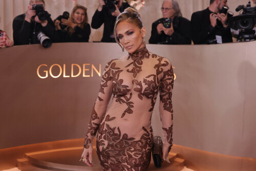 JenniferLopez_2026GokldenGlobesAwards_169_c64bb4e52ca1fa7a.jpeg