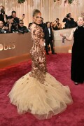 JenniferLopez_2026GokldenGlobesAwards_175_b7f3f05af54d9571