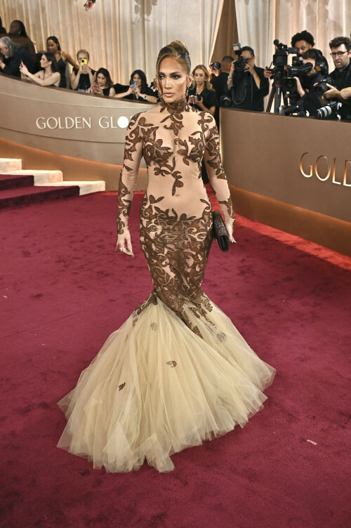 JenniferLopez_2026GokldenGlobesAwards_188_0df32a4753b18641.jpeg