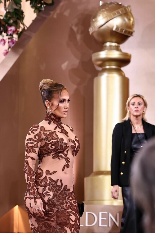 JenniferLopez_2026GokldenGlobesAwards_1_4fe0e0e773a8ffa4.jpeg