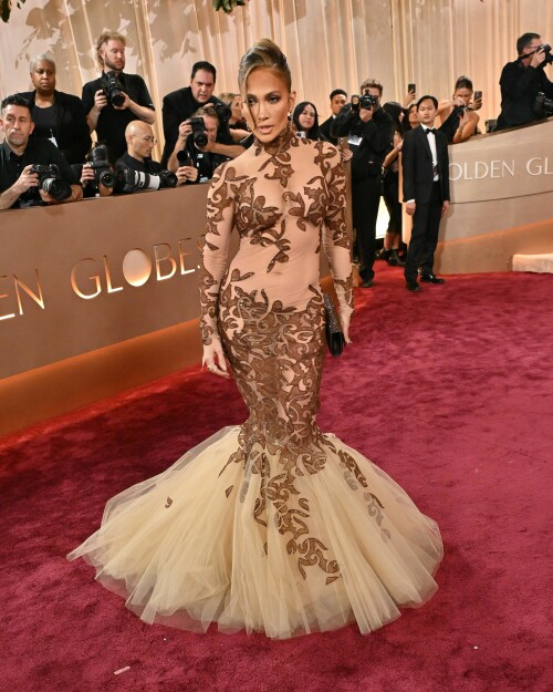 JenniferLopez_2026GokldenGlobesAwards_242_078f00f275f14cba.jpeg