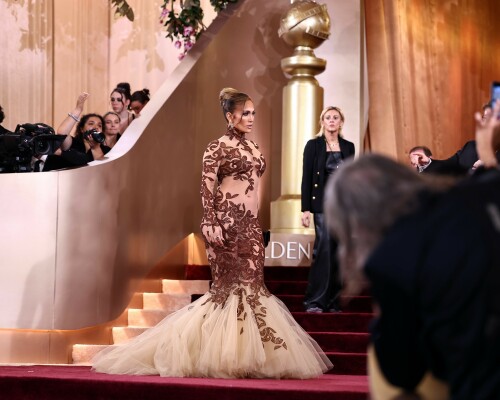JenniferLopez_2026GokldenGlobesAwards_249_0a7940ae959cfa57.jpeg