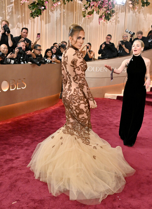 JenniferLopez_2026GokldenGlobesAwards_251_ddee1f8058626d81.jpeg