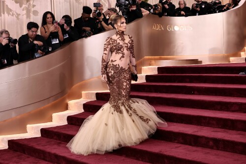 JenniferLopez_2026GokldenGlobesAwards_255_dd8f2671149da634.jpeg