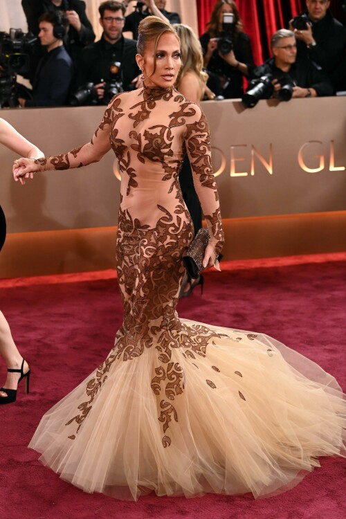 JenniferLopez_2026GokldenGlobesAwards_263_4a5d766f433a41aa.jpeg