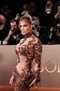 JenniferLopez_2026GokldenGlobesAwards_41_c8aa685ba9d0e846