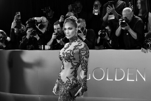 JenniferLopez_2026GokldenGlobesAwards_42_6feca87781d4c77d.jpeg