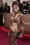 JenniferLopez_2026GokldenGlobesAwards_45_f5b1f3df311a2fa4