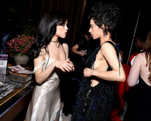 Kosty555-0014aaaf4382dcaf160d