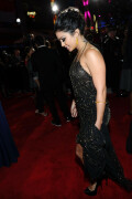 VanessaHudgens_2012PeoplesChoiceAwards_186_HQpicsSpaceb4f598e5c36df494