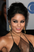 VanessaHudgens_2012PeoplesChoiceAwards_34_HQpicsSpaced0e21d77b03ba158