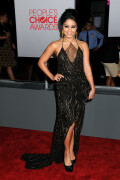 VanessaHudgens_2012PeoplesChoiceAwards_96_HQpicsSpacebca3b289f8f0519d
