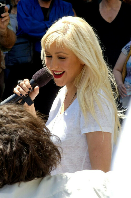 ChristinaAguilera_ChristianCharityWorldHungerRelief_July152009_67d2e69ef49406234.jpeg