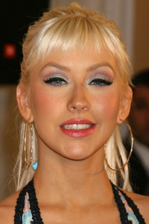 ChristinaAguilera_InspireLaunch_May122008_47_ae26ae161e62ad23.jpeg