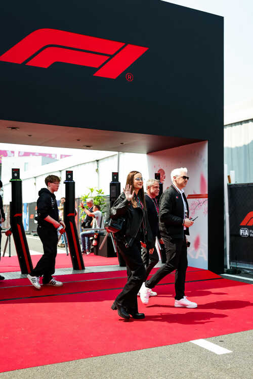 Kosty555-00105651a3f93d5ec768