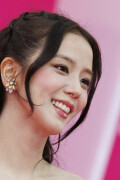 Jisoo_April232026_Canneseries_HQPicsSpace_139_1f27513e0c2f92f3