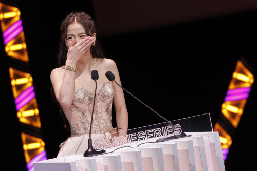 Jisoo_April232026_Canneseries_HQPicsSpace_148_02f724c0d788319e.jpeg