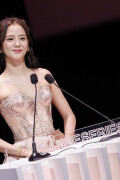 Jisoo_April232026_Canneseries_HQPicsSpace_149_16296260a2c67ce8