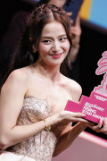 Jisoo_April232026_Canneseries_HQPicsSpace_163_5b5c896d63e9d49e